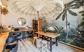 Eliseo - Livingcoworking - Malasana
